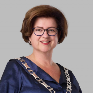 Marian  Witte